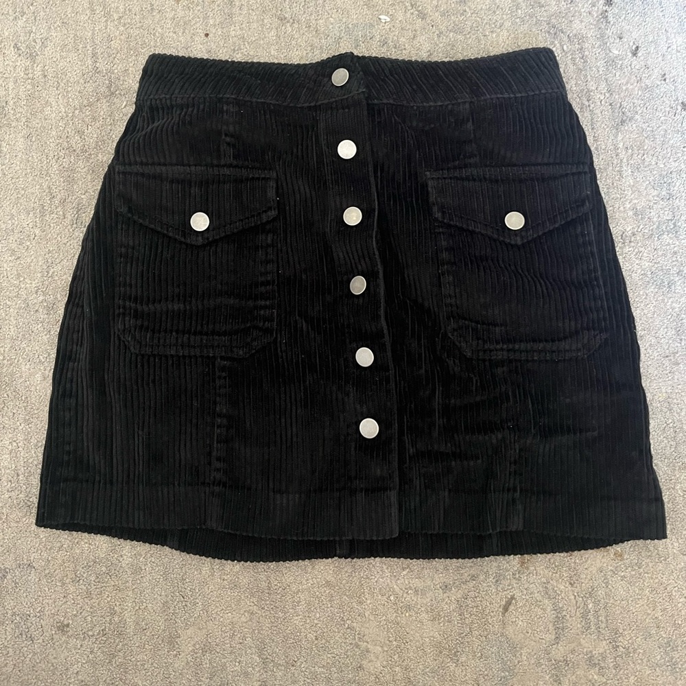mini skirt